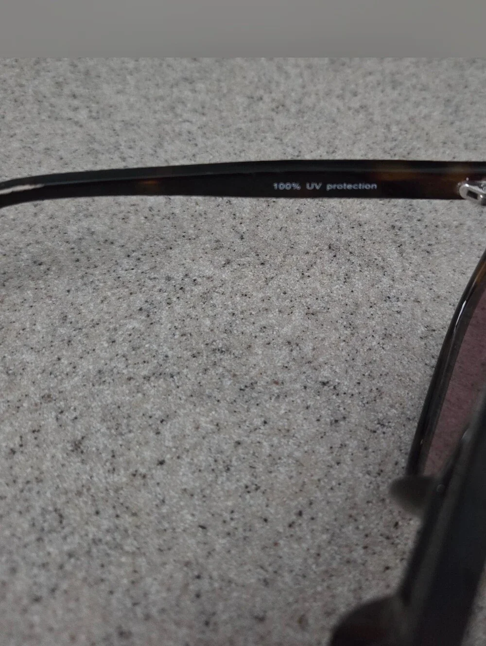 Express Tortoiseshell Frame Sunglasses with Brown Gradient Lenses